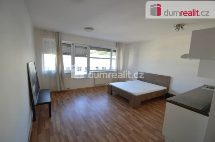 Pronájem bytu 1+kk, Praha - Modřany, Pískařská, 39 m2