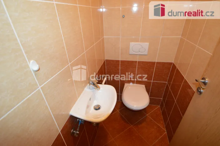 Pronájem bytu 1+kk, Praha - Modřany, Pískařská, 39 m2