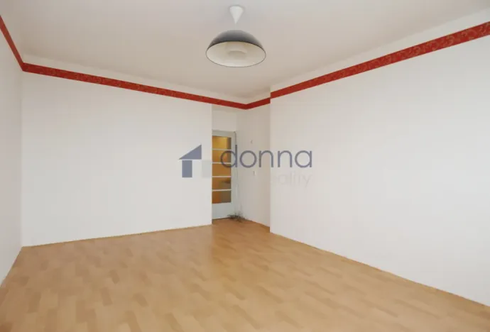 Pronájem bytu 1+kk, Praha, Sobotecká, 30 m2