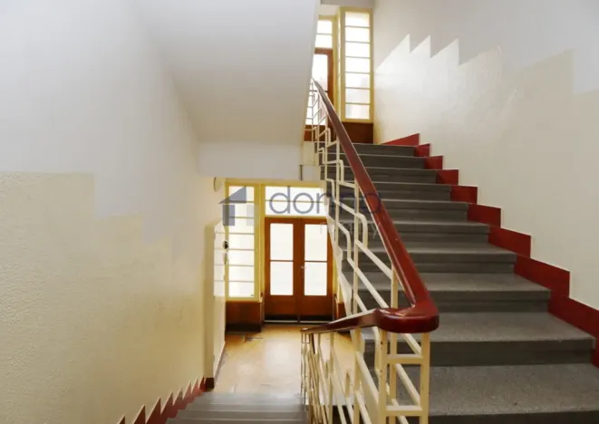 Pronájem bytu 1+kk, Praha, Sobotecká, 30 m2