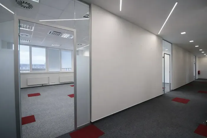 Pronájem kanceláře, Praha - Libeň, Lihovarská, 222 m2