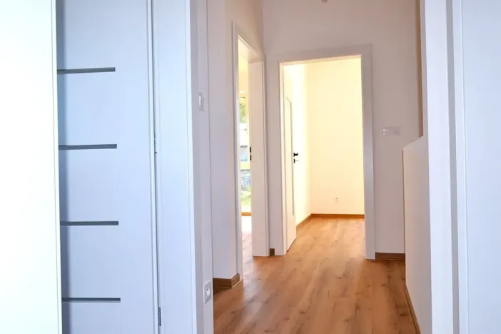 Pronájem rodinného domu, Jenišov, Slunná, 117 m2