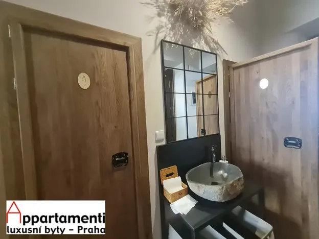 Pronájem restaurace, Praha - Staré Město, Veleslavínova, 150 m2