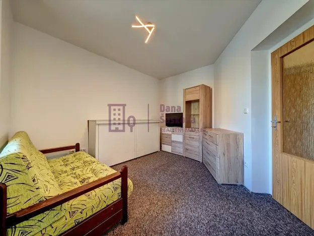 Pronájem bytu 1+kk, Jindřichův Hradec, Nušlova, 23 m2