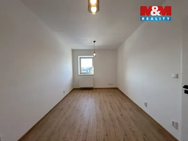 Pronájem bytu 3+kk, Liberec, Pavlovická, 70 m2