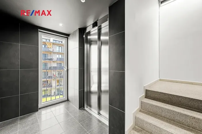 Prodej bytu 1+kk, Praha - Libeň, Novovysočanská, 24 m2