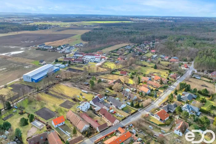 Prodej pozemku pro bydlení, Sezemice - Veská, 1150 m2