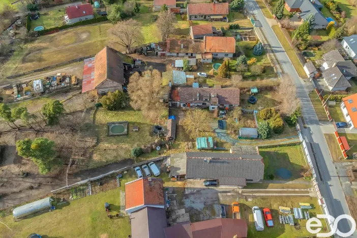 Prodej pozemku pro bydlení, Sezemice - Veská, 1150 m2