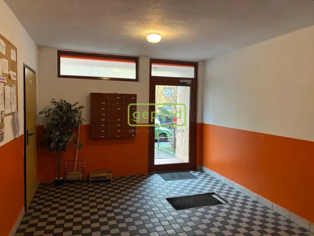 Pronájem bytu 1+1, Ústí nad Labem, Kmochova, 36 m2