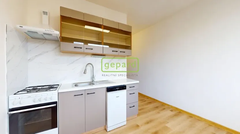 Pronájem bytu 1+1, Ústí nad Labem, Kmochova, 36 m2