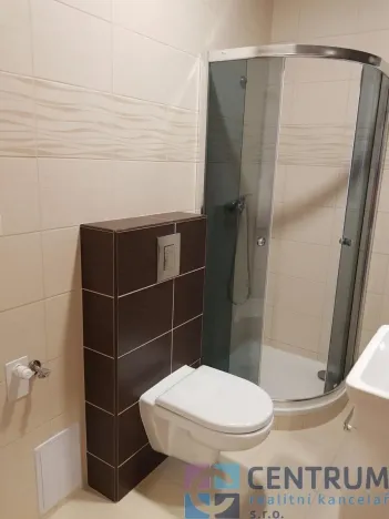 Pronájem bytu 1+kk, Jablonec nad Nisou, Květinová, 28 m2