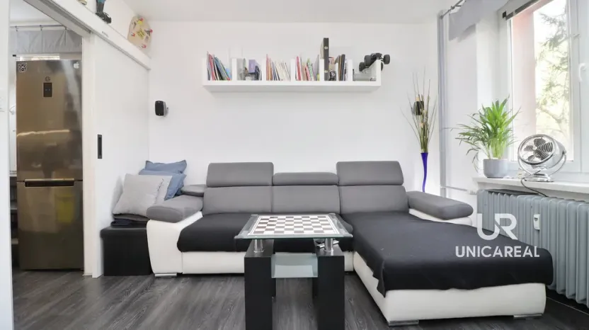 Prodej bytu 2+1, Brno - Obřany, Fryčajova, 52 m2