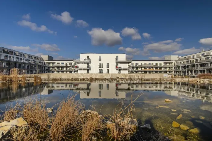 Prodej bytu 2+kk, Horoměřice, Velvarská, 53 m2