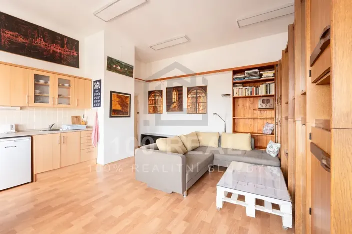 Pronájem bytu 2+kk, Hradec Králové, Veverkova, 53 m2