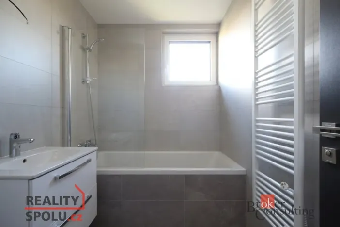 Pronájem bytu 3+kk, Liberec - Liberec XII-Staré Pavlovice, Polní, 74 m2