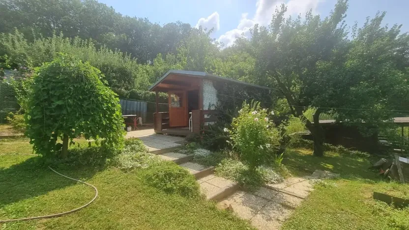Pronájem zahrady, Brno, 438 m2