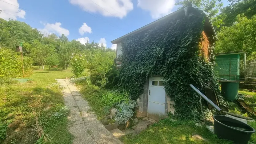 Pronájem zahrady, Brno, 438 m2