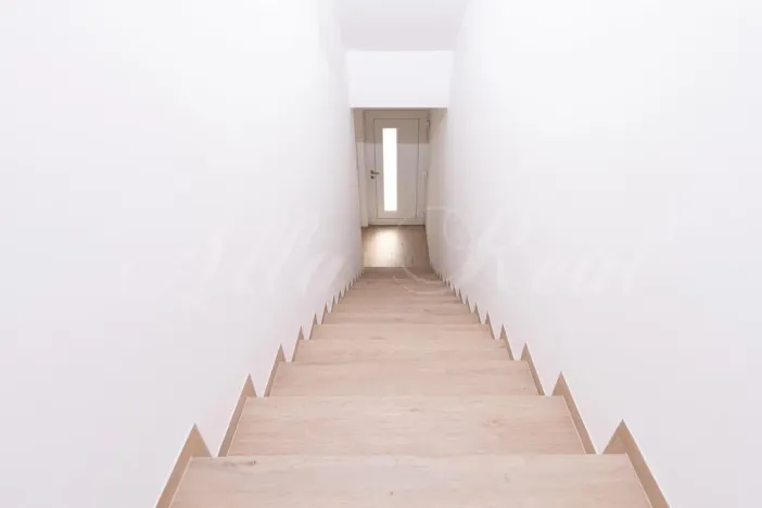 Prodej bytu 4+kk, Ostopovice, B. Němcové, 170 m2