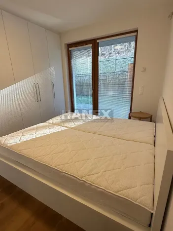 Prodej bytu 2+kk, Praha - Košíře, Naskové, 52 m2