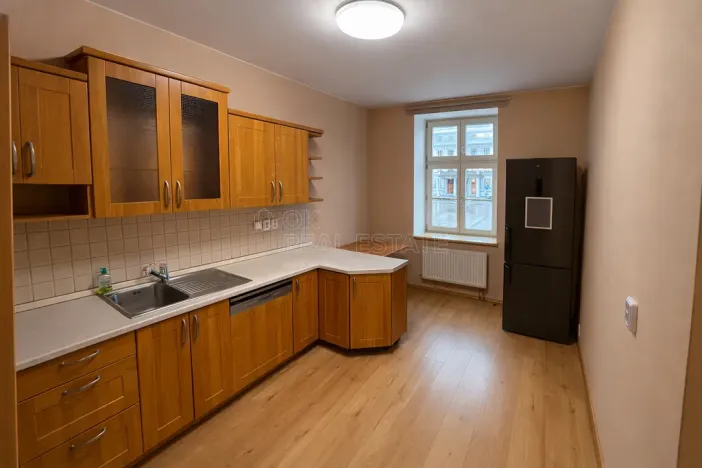 Pronájem bytu 3+1, Hlučín, Mírové náměstí, 127 m2