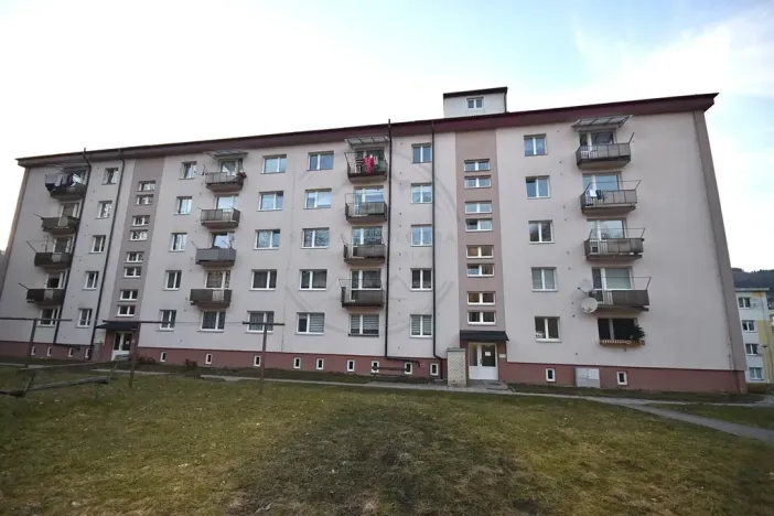 Prodej bytu 2+1, Jeseník, Seifertova, 54 m2
