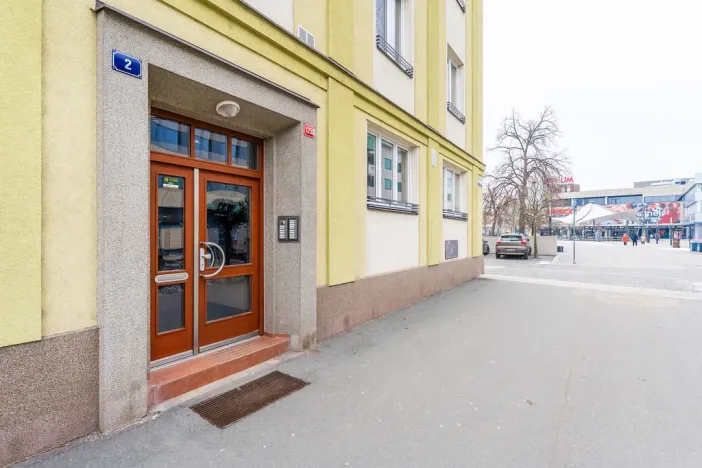 Pronájem bytu 2+kk, Hradec Králové - Pražské Předměstí, U Koruny, 60 m2