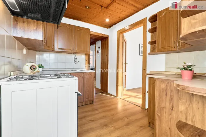 Prodej bytu 4+1, Karlovy Vary - Rybáře, Rohová, 86 m2