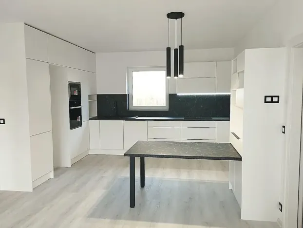 Prodej rodinného domu, Lomnice, Pod Vrchem, 113 m2