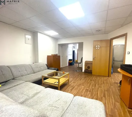 Pronájem obchodního prostoru, Praha - Libeň, Zenklova, 123 m2