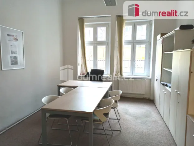 Pronájem komerční nemovitosti, Karlovy Vary, Moskevská, 46 m2