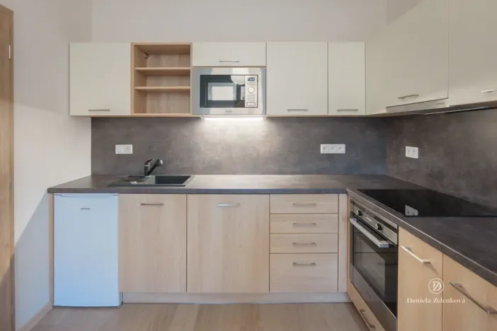 Pronájem bytu 2+kk, České Budějovice - České Budějovice 5, Dělnická, 40 m2