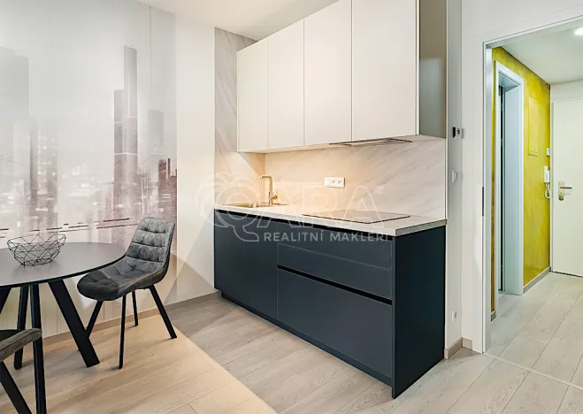 Prodej bytu 1+kk, Praha - Hloubětín, Poděbradská, 42 m2