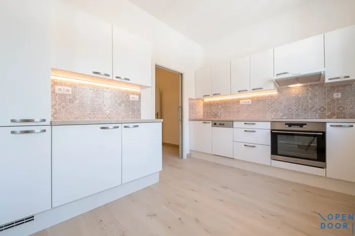 Pronájem bytu 1+1, Praha - Libeň, Kurta Konráda, 34 m2