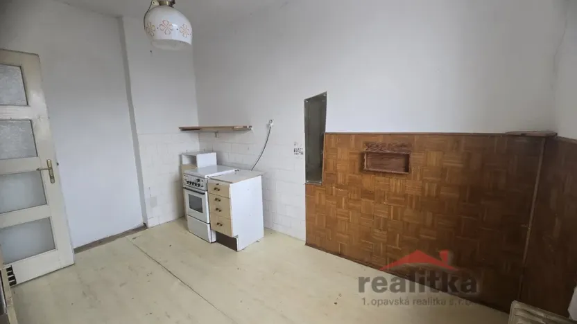 Prodej bytu 4+1, Opava - Předměstí, Dostojevského, 92 m2