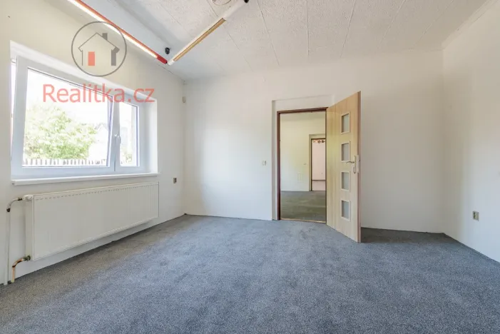 Pronájem obchodního prostoru, Kly - Krauzovna, 300 m2