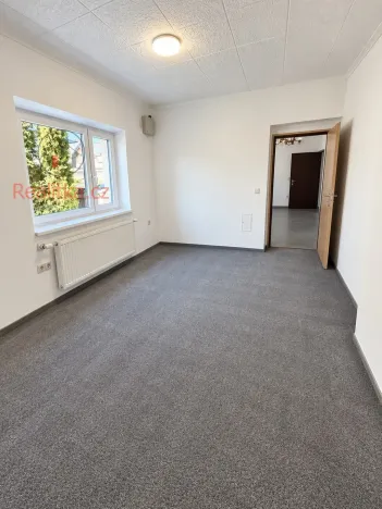 Pronájem obchodního prostoru, Kly - Krauzovna, 300 m2