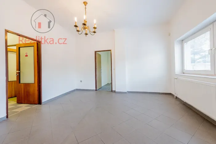 Pronájem obchodního prostoru, Kly - Krauzovna, 300 m2