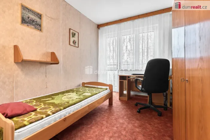 Prodej bytu 3+1, Kynšperk nad Ohří, náměstí SNP, 62 m2