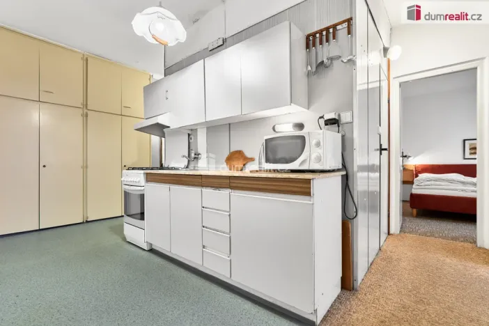 Prodej bytu 3+1, Kynšperk nad Ohří, náměstí SNP, 62 m2