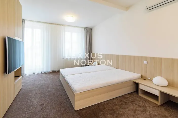 Pronájem bytu 3+kk, Praha - Nové Město, Záhořanského, 109 m2