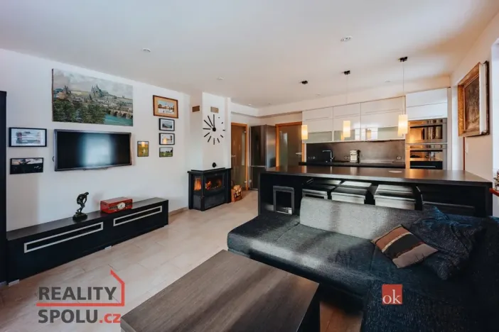 Prodej bytu 2+kk, Strážné, 54 m2