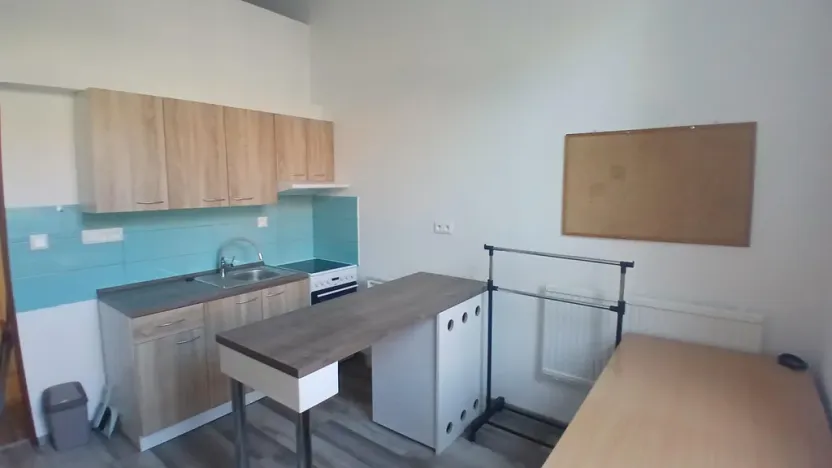 Pronájem bytu 1+kk, Brno - Královo Pole, Skácelova, 34 m2