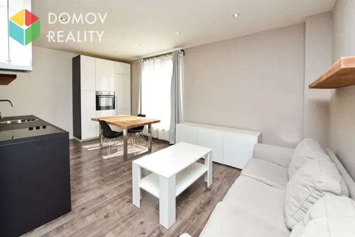 Pronájem bytu 1+kk, Beroun, V Hlinkách, 34 m2