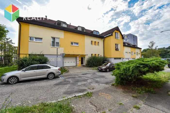 Pronájem bytu 1+kk, Beroun, V Hlinkách, 34 m2