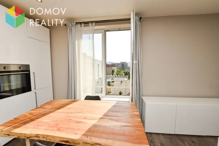 Pronájem bytu 1+kk, Beroun, V Hlinkách, 34 m2