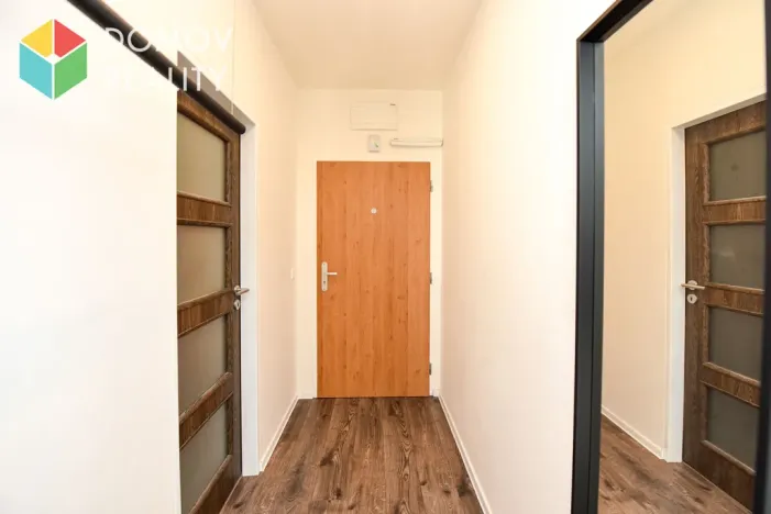 Pronájem bytu 1+kk, Beroun, V Hlinkách, 34 m2