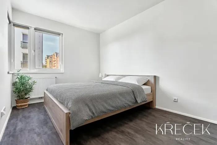 Pronájem bytu 2+kk, Třebíč, Kremláčkova, 49 m2