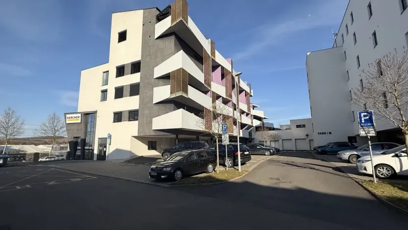 Pronájem bytu 2+kk, Zlín - Malenovice, Hřebíčkova, 34 m2