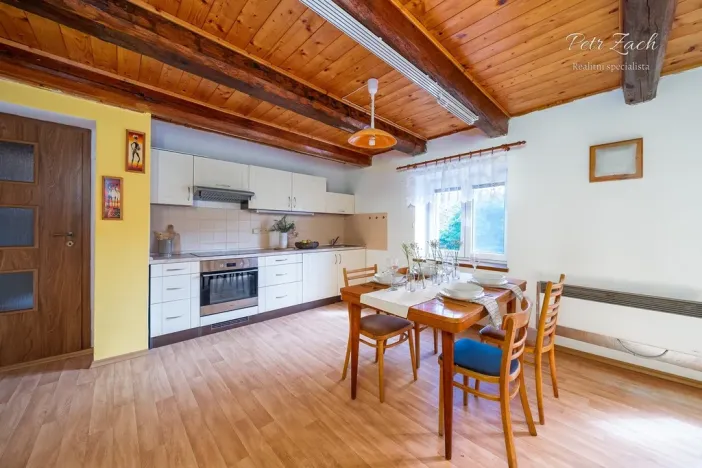 Prodej rodinného domu, Újezd - Rybníček, 290 m2