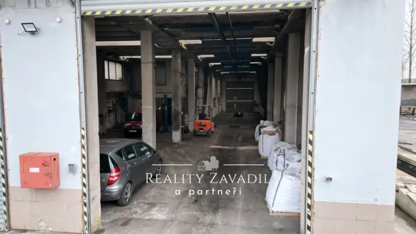 Pronájem výrobních prostor, Horní Suchá, 1023 m2